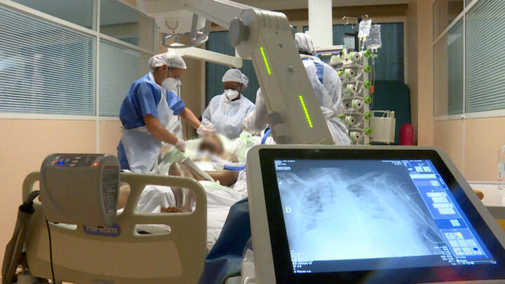 In the French overseas department of Guadeloupe, fighting the Covid-19 pandemic is more difficult than in mainland France.